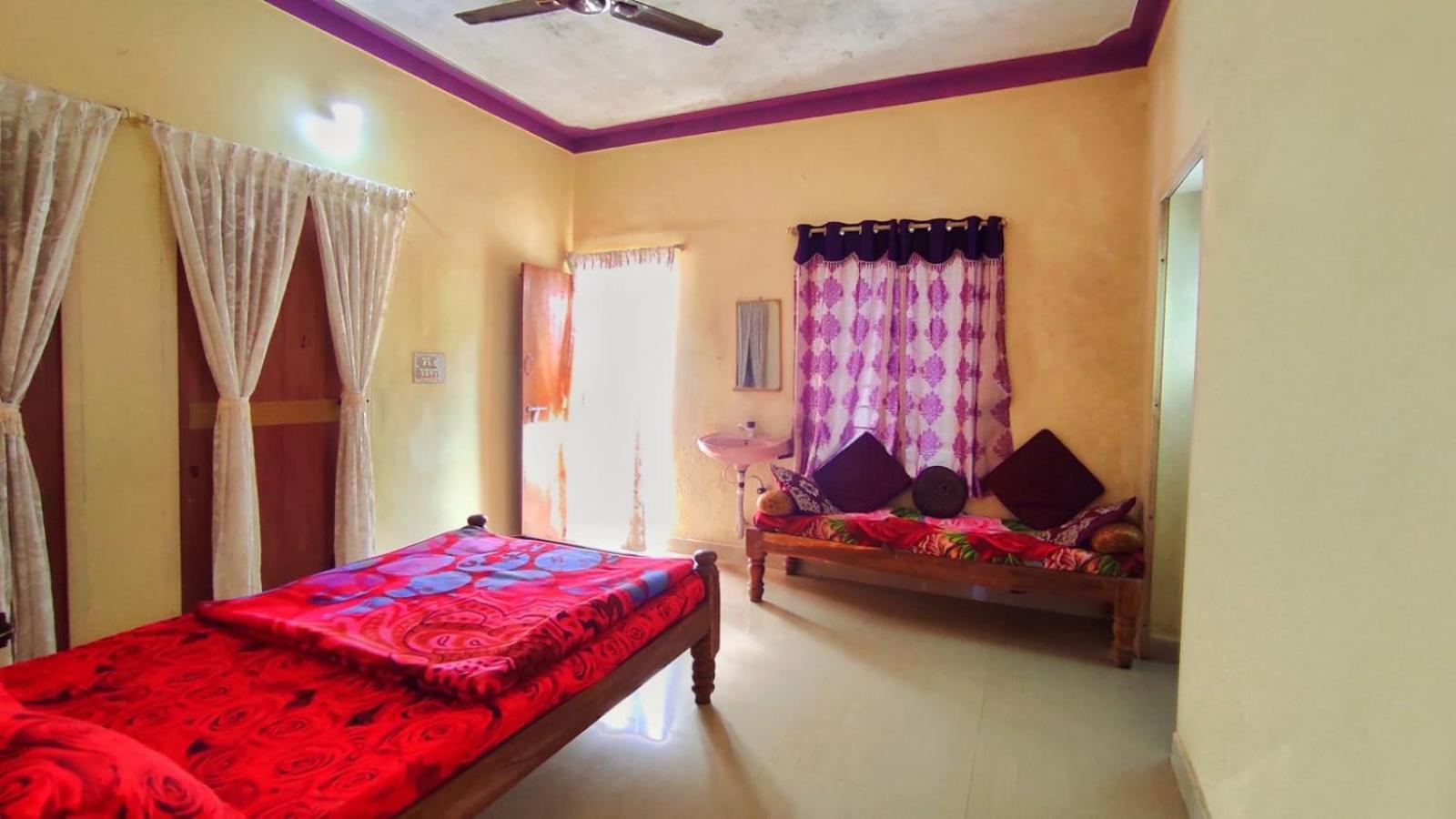 Royal Palm Homestay Madikeri Eksteriør billede